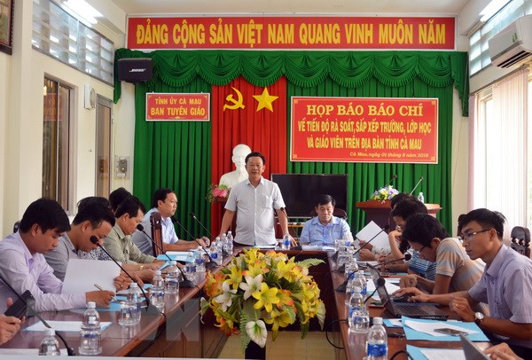 Cà Mau: Thông tin 1.405 giáo viên có nguy cơ mất việc chưa chuẩn xác