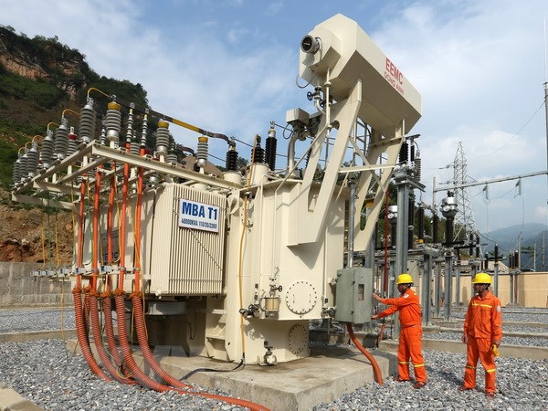 Phê duyệt khung giá bán buôn điện cho các Tổng công ty Điện lực