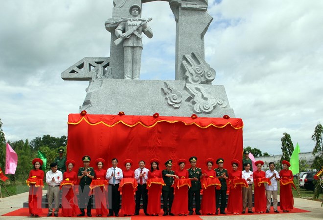 Khánh thành Tượng đài Chiến sỹ Công an nhân dân bảo vệ giới tuyến