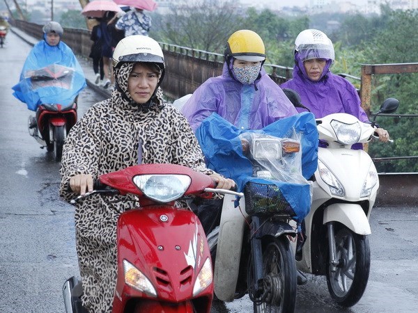 Cả nước có mưa dông, khu vực Hà Nội giảm mưa từ trưa và chiều