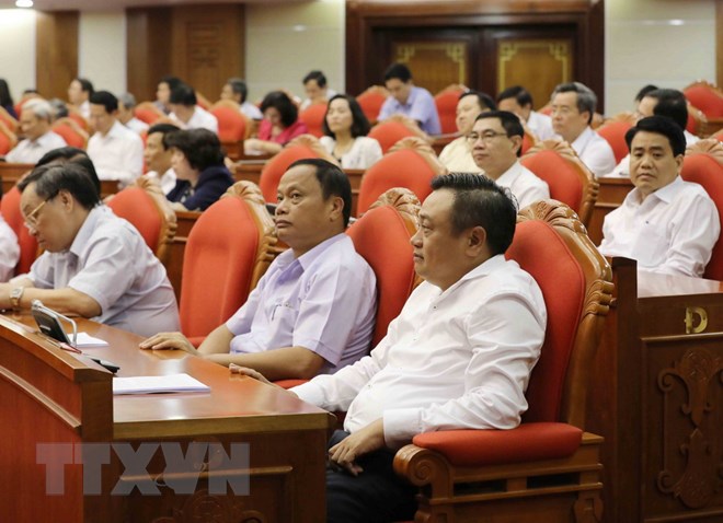 Hội nghị Trung ương 7: Sẽ có quyết sách dẹp vấn nạn 