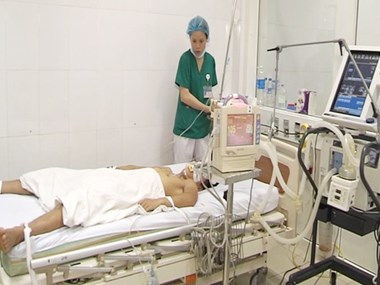 Nghệ An: Ba trong số 5 nạn nhân ngạt khí độc ở hầm tàu cá đã ra viện