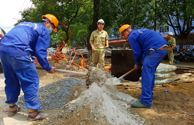 Nỗ lực, phấn đấu hoàn thành công trình trước thời hạn 