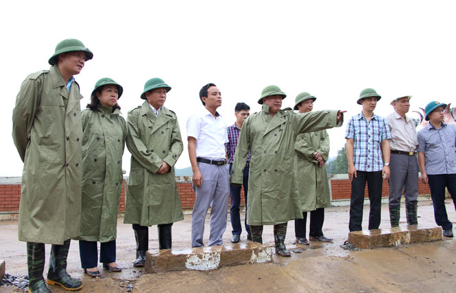 Lãnh đạo tỉnh kiểm tra công tác phòng chống lụt, bão 