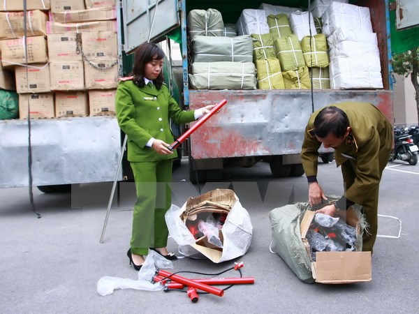 Thủ đoạn tinh vi của các đối tượng buôn lậu dịp giáp Tết