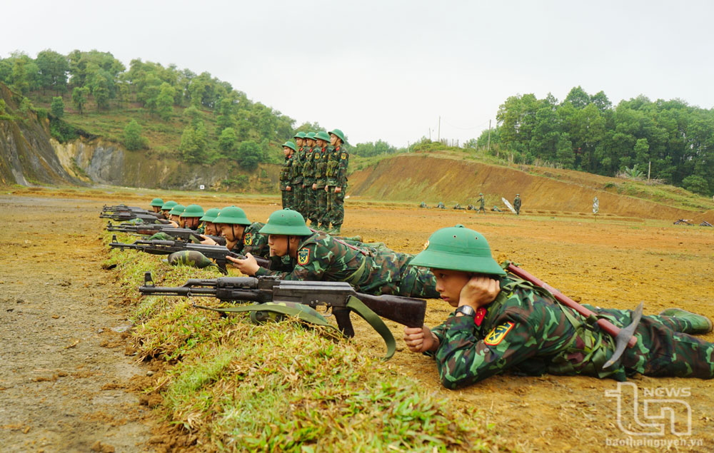 Chiến sĩ mới quyết tâm rèn luyện