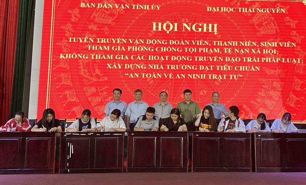 Tuyên truyền phòng chống tội phạm, tệ nạn xã hội và hoạt động truyền đạo trái luật