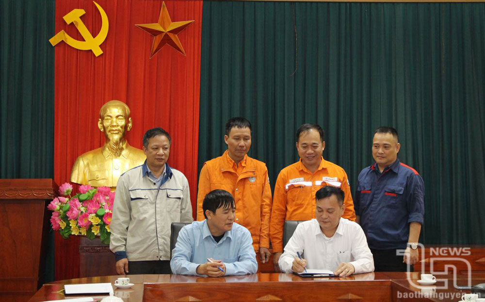 Doanh nghiệp điều chỉnh phụ tải để tiết kiệm điện