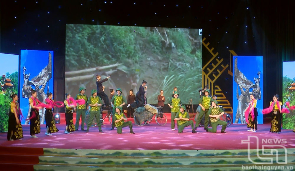 Tổng duyệt Chương trình gặp mặt, tri ân chiến sĩ Điện Biên