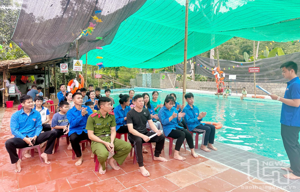 Phòng, chống đuối nước cho trẻ em trong dịp Hè