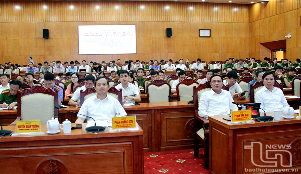 Quán triệt, nghiên cứu các quy định của Trung ương về phòng, chống tham nhũng