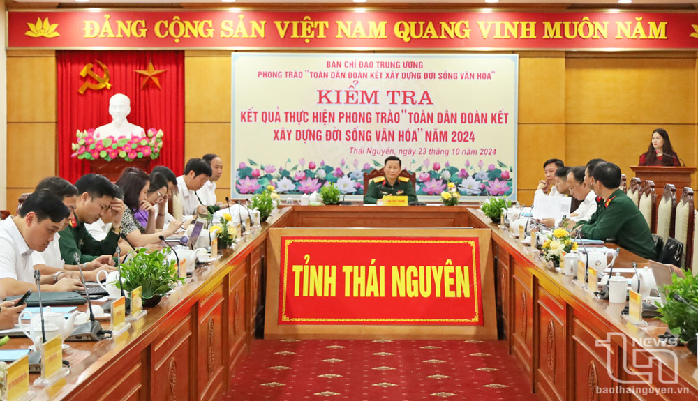 Tiếp tục thực hiện hiệu quả phong trào “Toàn dân đoàn kết xây dựng đời sống văn hóa”