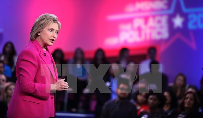 Bầu cử Mỹ: Bà Clinton chiếm lợi thế trong ngày 