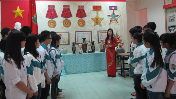 Thể hiện đạo lý “Uống nước nhớ nguồn”
