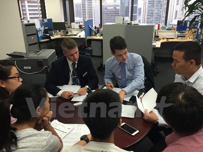 Australia bắt kẻ bán vé máy bay giả cho du học sinh Việt Nam