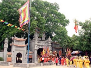 Đền Hồ Sen- phường Thịnh Đán, TP. Thái Nguyên