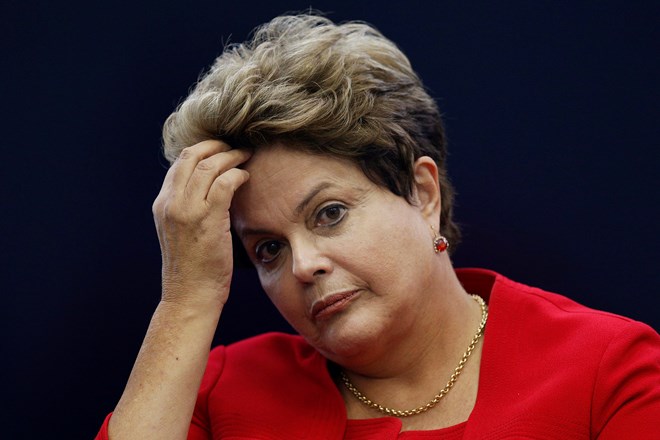 Tổng thống Brazil xem xét khả năng tiến hành tổng tuyển cử sớm