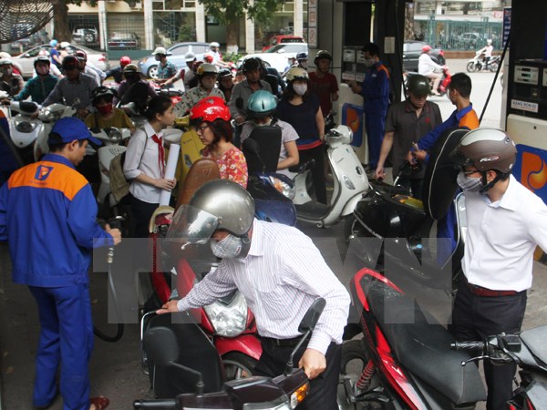 Bộ Tài chính đang rà soát trách nhiệm vụ vênh thuế xăng, dầu