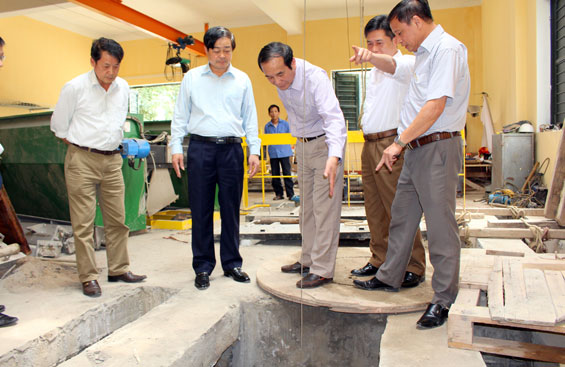 Phấn đấu hoàn thành các hạng mục Dự án thoát nước và xử lý nước thải cuối năm 2016