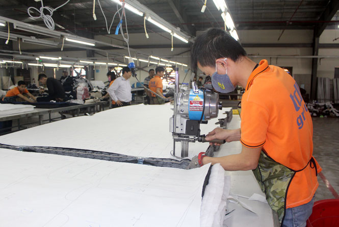 Giá trị sản xuất công nghiệp tiếp tục tăng mạnh 