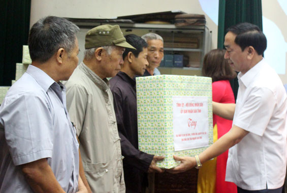 Phát huy vai trò của người có uy tín trong đồng bào dân tộc thiểu số