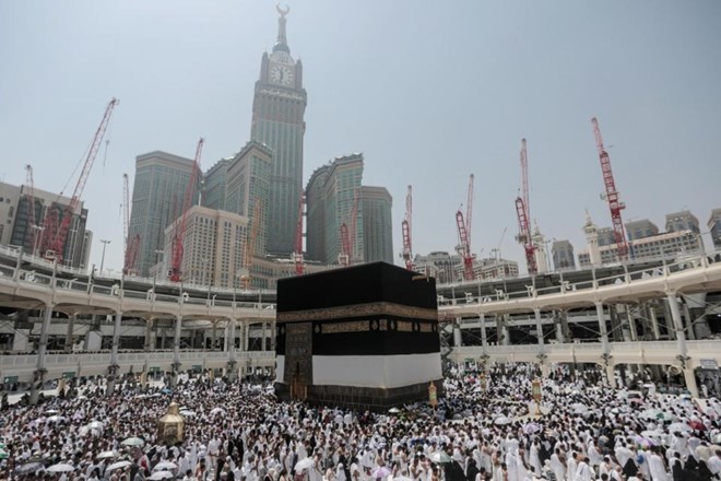 Saudi Arabia dùng vòng tay nhận dạng điện tử cho người hành hương
