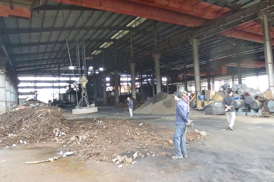 Khó khăn trong xử lý ô nhiễm môi trường công nghiệp