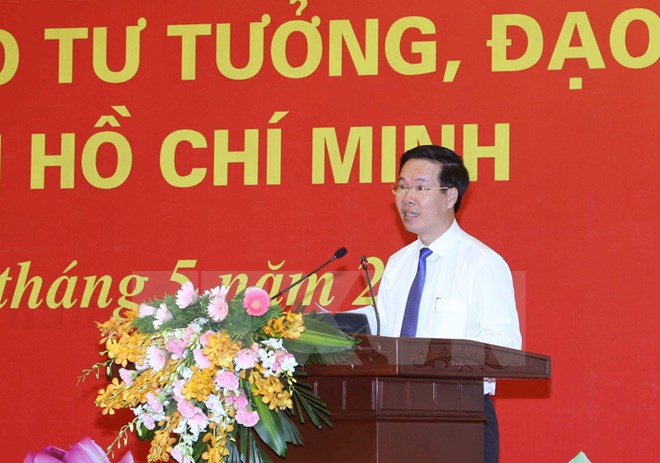 Hội nghị toàn quốc sơ kết 1 năm thực hiện Chỉ thị 05 của Bộ Chính trị