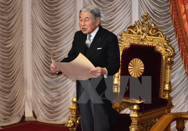 Nội các Nhật Bản thông qua dự luật cho phép Nhật hoàng thoái vị