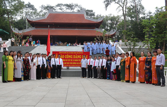Nhiều chuyển biến trong học tập và làm theo Bác
