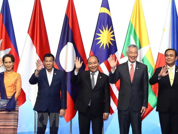 ASEAN tăng hợp tác để tận dụng cơ hội từ cách mạng 4.0