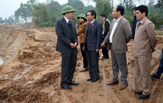 Thống nhất biện pháp bảo vệ an toàn một số đoạn đê