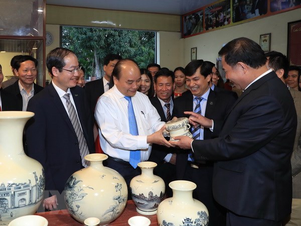 Phát huy tài năng những “bàn tay vàng” của nghề gốm Chu Đậu