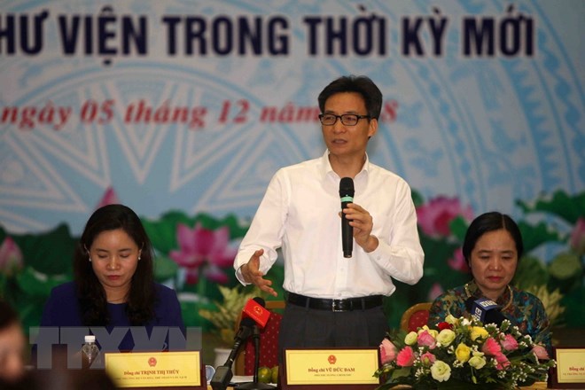 Phó Thủ tướng: Việc số hóa thư viện sẽ góp phần thu hút bạn đọc