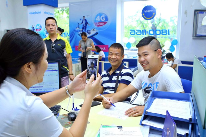 Nhà mạng chuẩn bị gì khi ‘thúc’ thuê bao chụp ảnh chân dung?