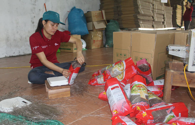Làng nghề hối hả vào vụ Tết 