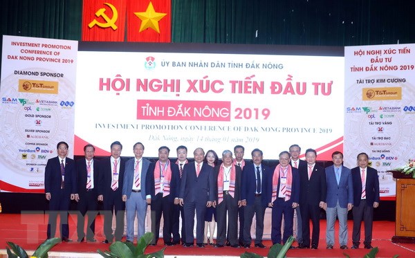 Thủ tướng truyền cảm hứng tại Hội nghị xúc tiến đầu tư tỉnh Đắk Nông
