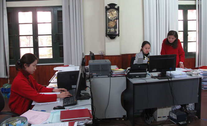 Đẩy mạnh cải cách hành chính trong cơ quan Đảng 