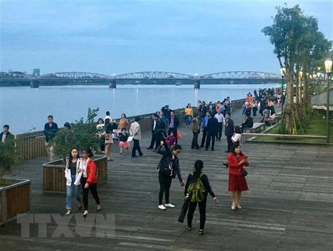 Thủ tướng chỉ đạo bảo đảm an toàn giao thông cho khách du lịch