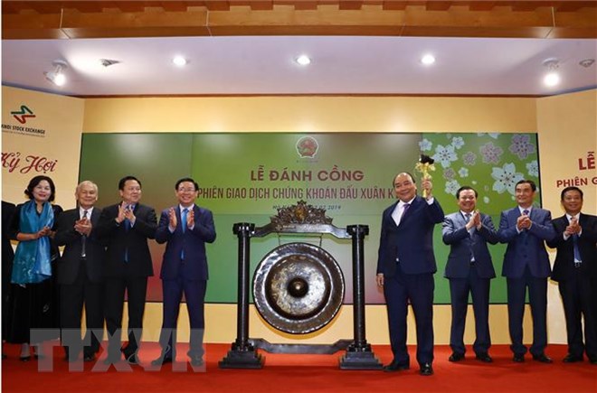 Thủ tướng khai trương phiên giao dịch chứng khoán đầu Xuân Kỷ Hợi 2019