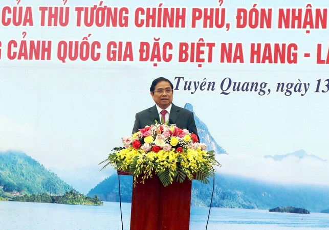 Ông Phạm Minh Chính dự lễ phát động thi đua tại tỉnh Tuyên Quang