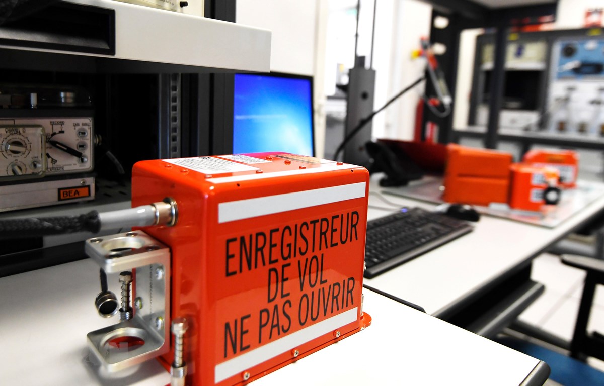 Hộp đen của máy bay Boeing 737 MAX 8 bị rơi đã được gửi tới Pháp