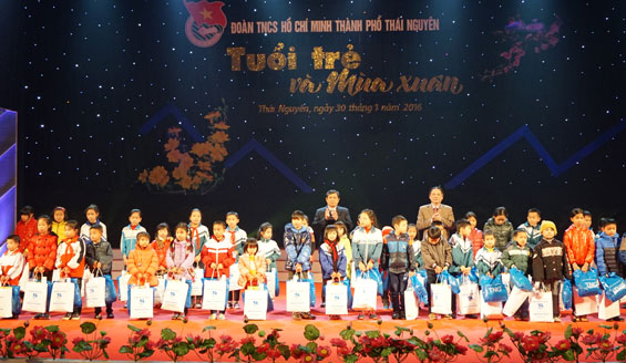 Tuổi trẻ và mùa Xuân