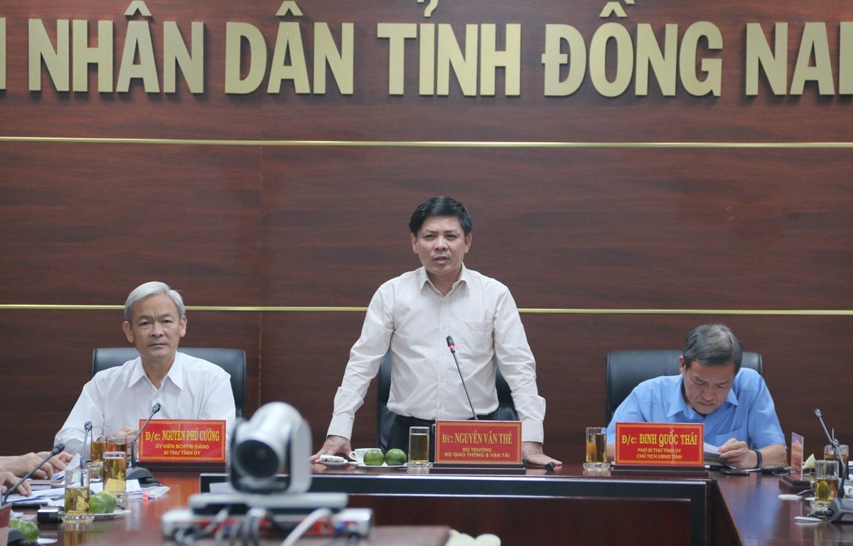 Khẩn trương thu hồi đất, hỗ trợ tái định cư dự án sân bay Long Thành