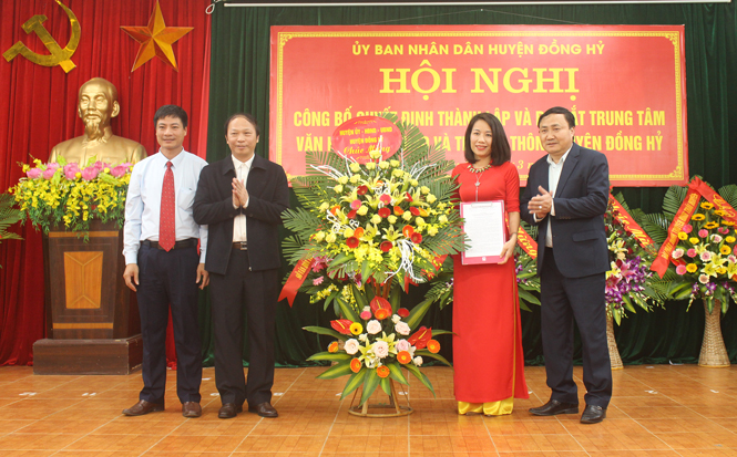Đồng Hỷ: Công bố Quyết định Thành lập Trung tâm Văn hóa - Thể thao và Truyền thông 