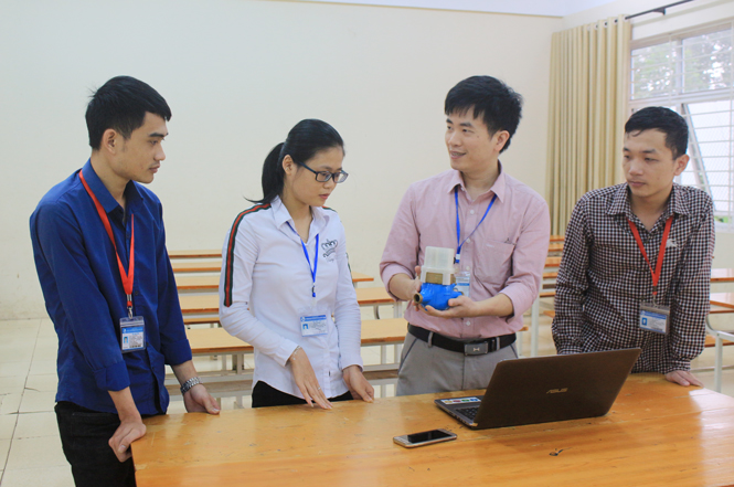 Người thầy truyền lửa đam mê nghiên cứu khoa học 