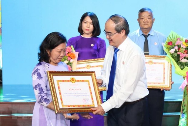 TP.HCM tuyên dương 392 điển hình học tập, làm theo gương Bác
