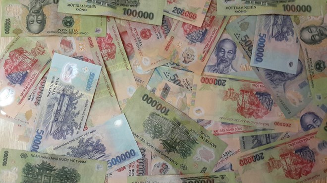 Hà Nội: Bắt khẩn cấp nghi can rao bán tiền giả trên Facebook