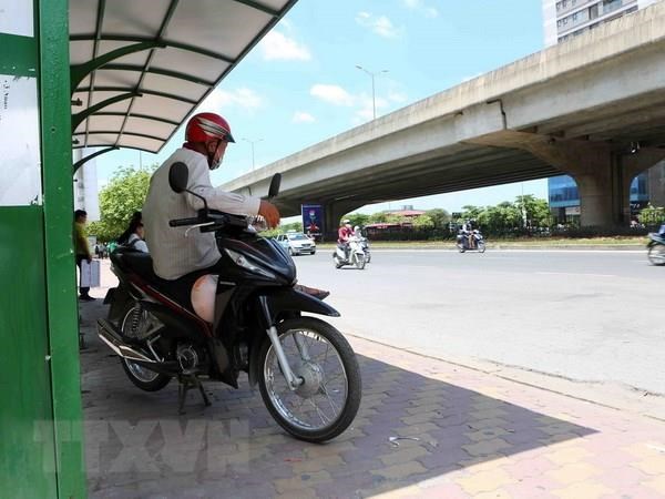 Bắc Bộ và Trung Bộ có nơi nắng nóng đặc biệt gay gắt trên 40 độ C