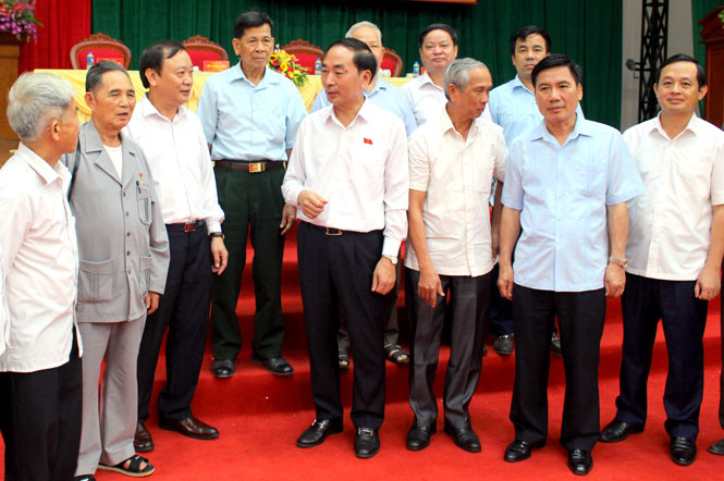 Đối thoại và tiếp xúc cử tri 
